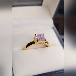 Size 7 Ladies Ring